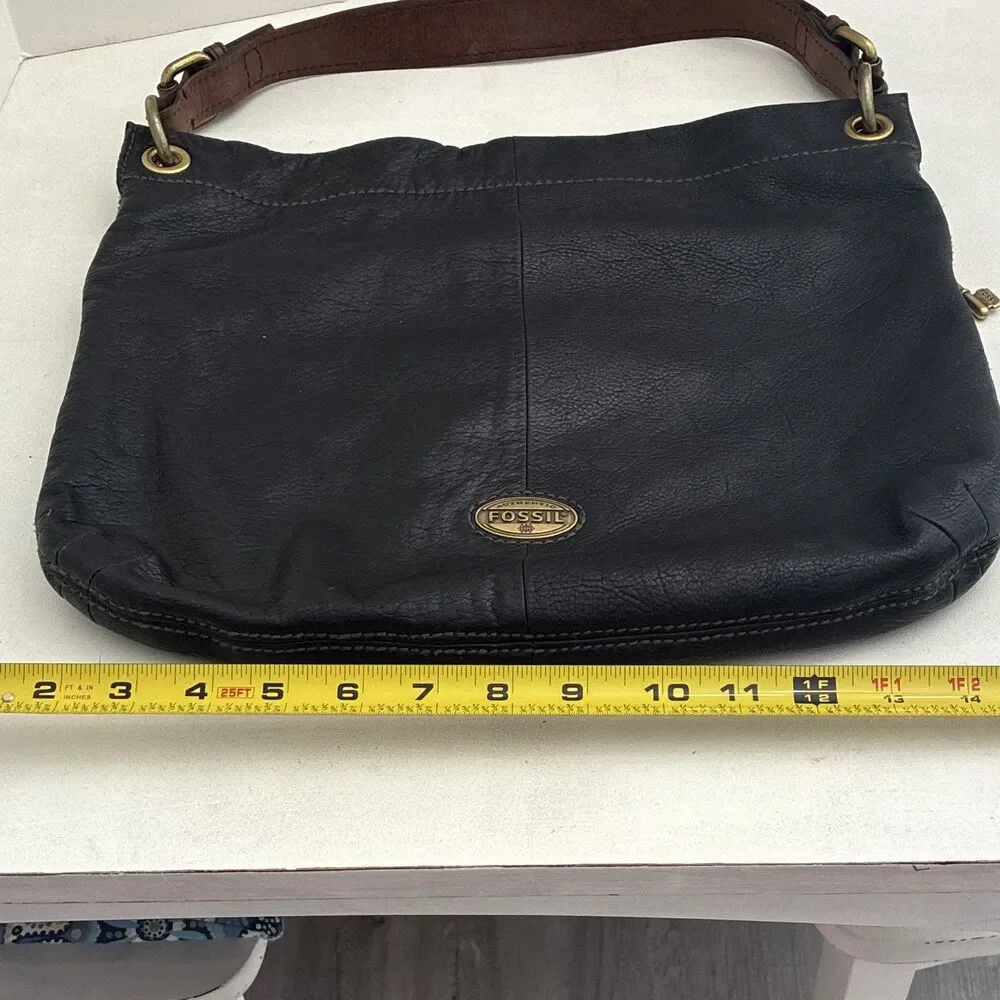 Fossil Black Pebbled Shoulder Bag Brown Strap Zip Lined Pockets Gold Key